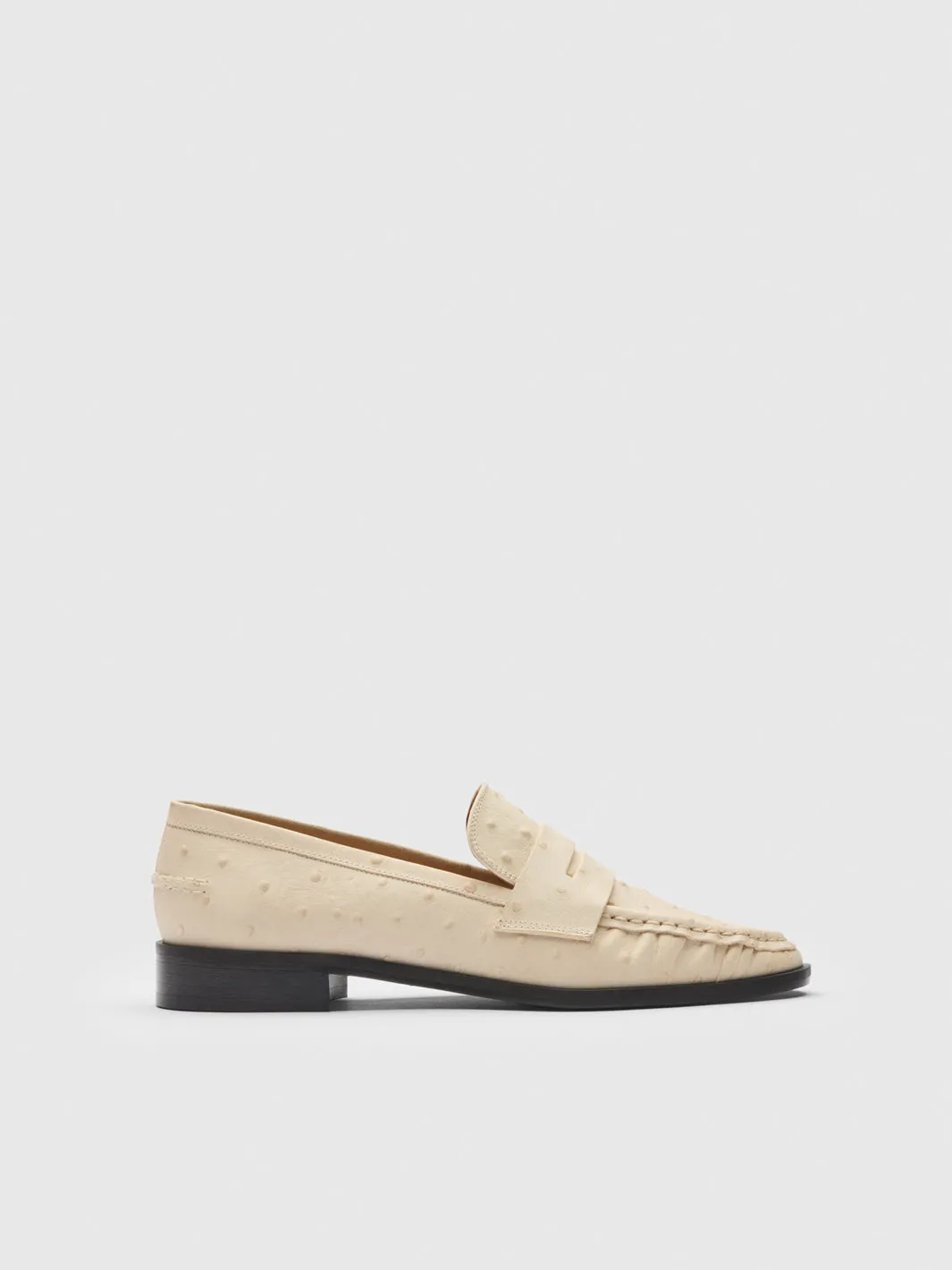 Airola Linen Printed Ostrich Loafers