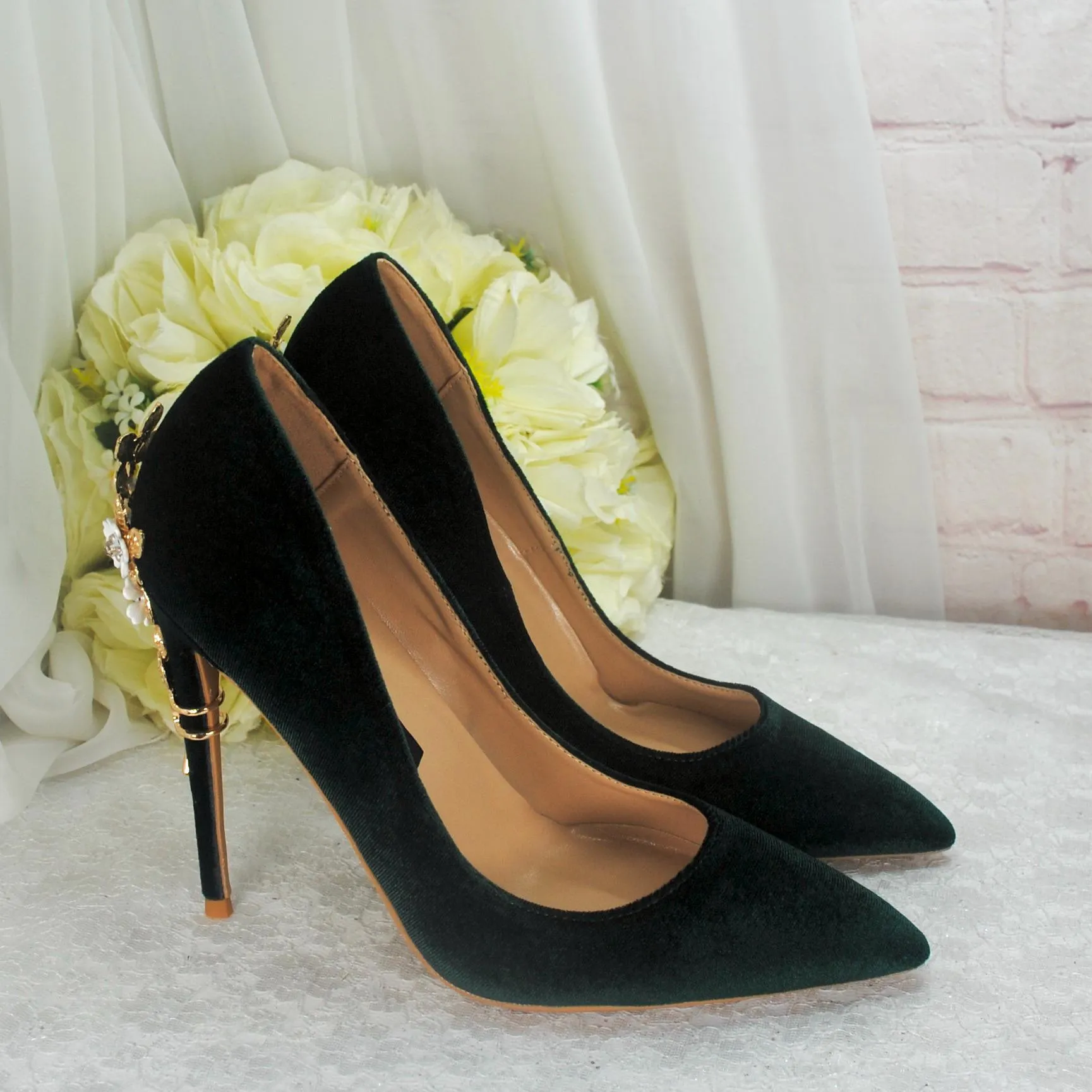 Dark Emerald Green Luxury Velvet High Heels with Gold Floral Heel UK6/US8.5
