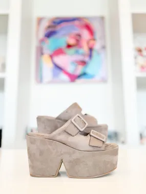 Graceland Wedge