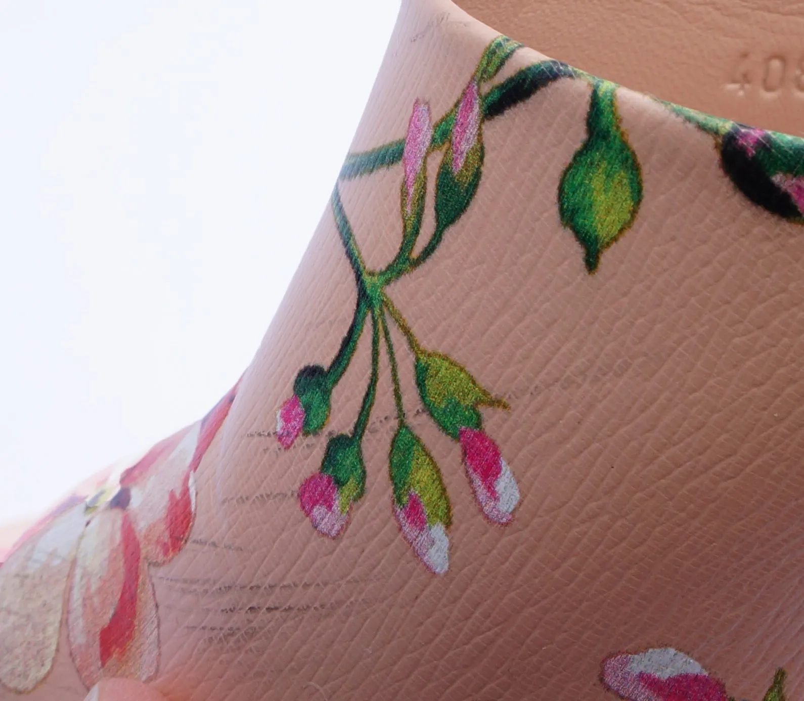 GUCCI SHANGHAI BLOOMS SANDALS