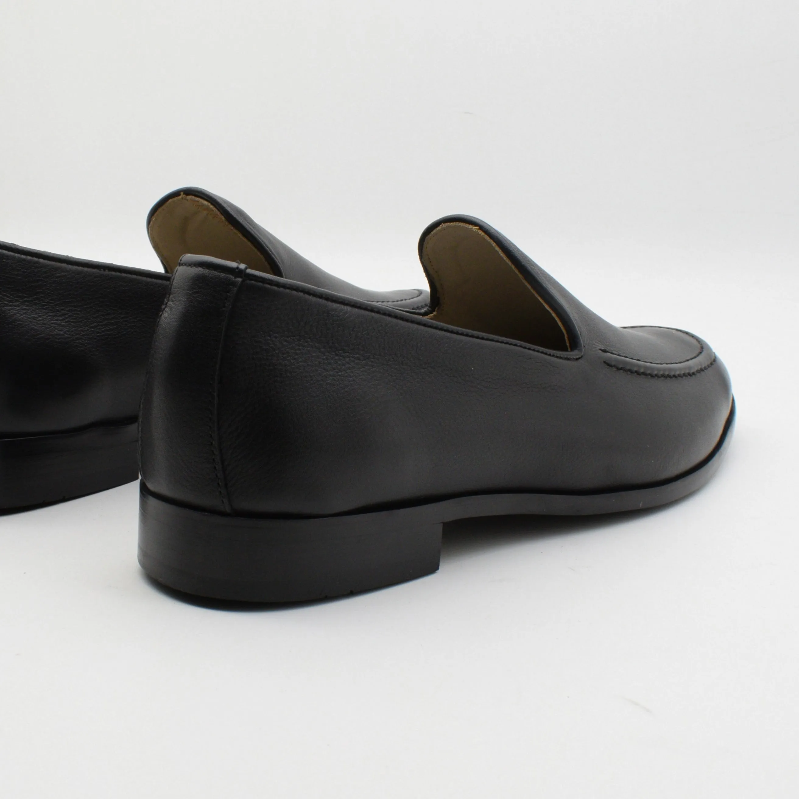 LEATHER PLAIN  LOAFERS