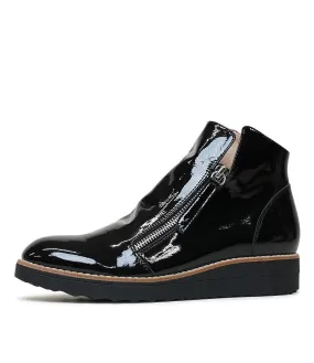 Ohmy Black Patent Leather Ankle Boots