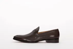 PAIR OF KINGS THE FLUSH MEN'S LOAFER FORMAL DRESS SHOES BROWN