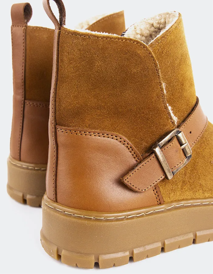 Plorin Cognac Suede